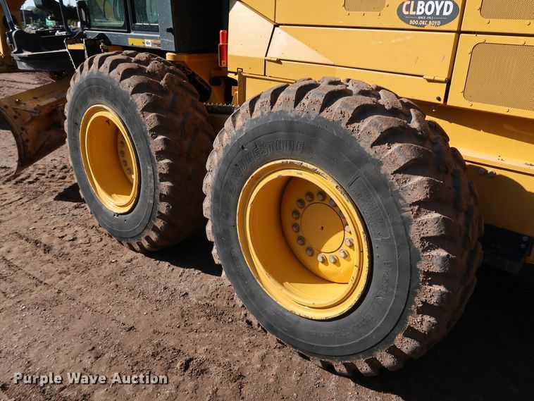 image for item DJ2421 2016 John Deere 672G  motor grader