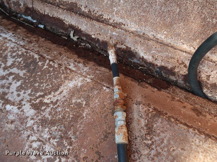 image for item DJ2425 JRB 624H  four-in-one loader bucket