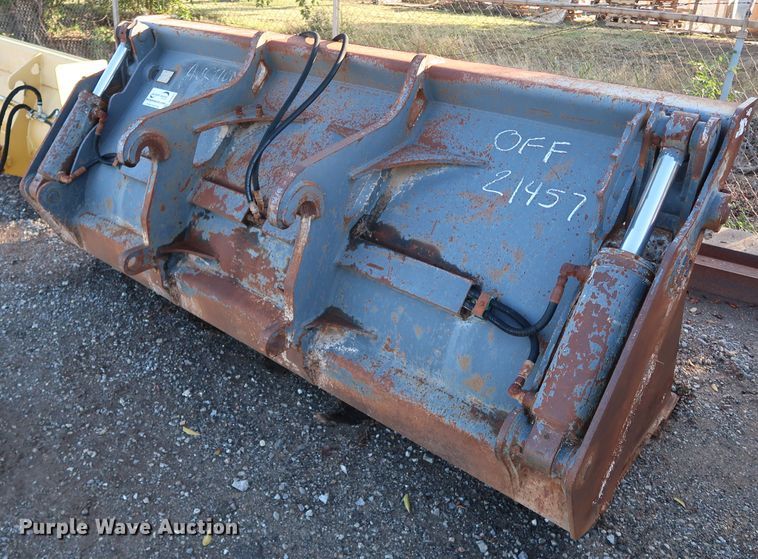 image for item DJ2425 JRB 624H  four-in-one loader bucket