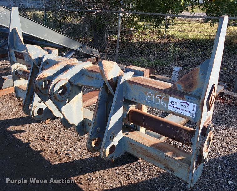 image for item DJ2426 Pemberton 7099 JD744VPF  forks