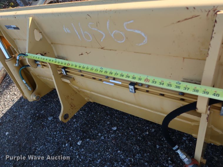 image for item DJ2428 John Deere AT447318 four-in-one bucket