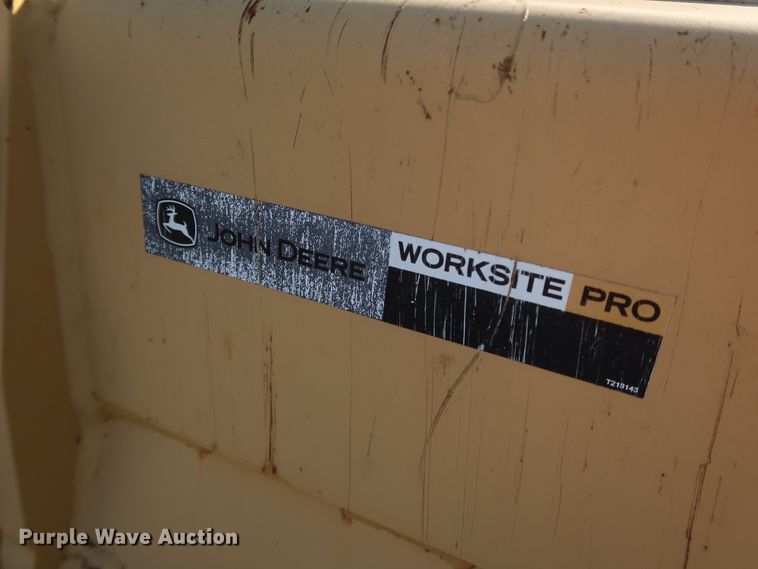 image for item DJ2428 John Deere AT447318 four-in-one bucket