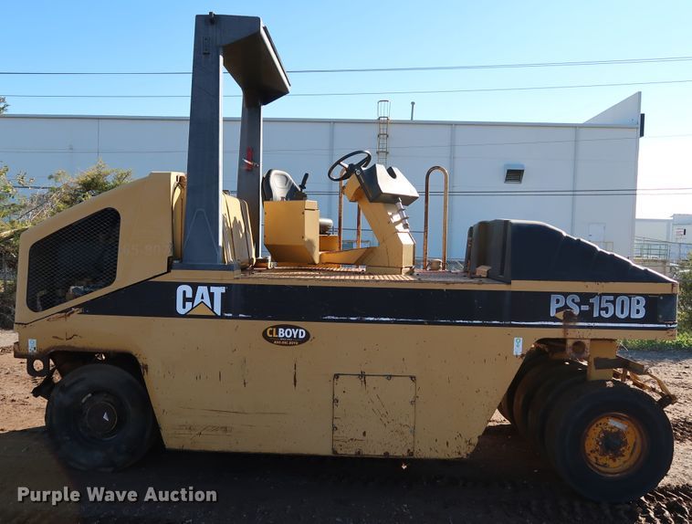 image for item DJ2429 1999 Caterpillar PS-150B  pneumatic roller