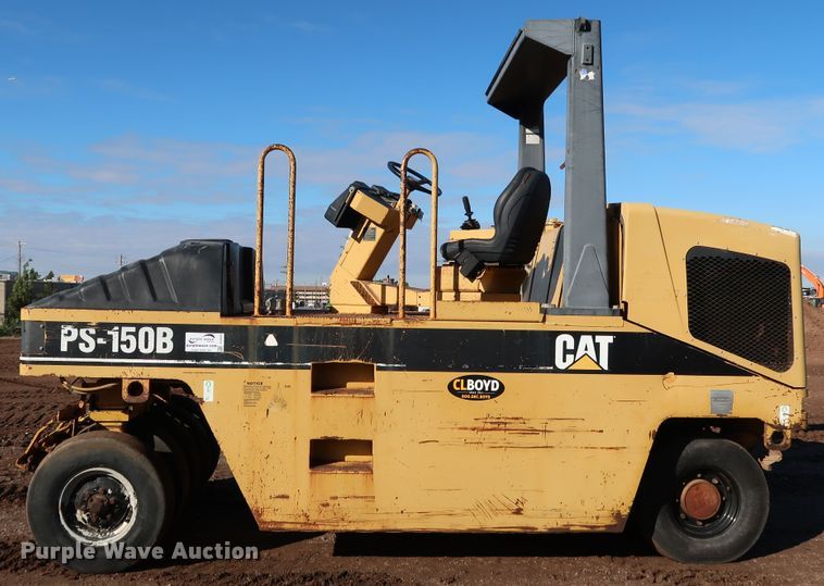 image for item DJ2429 1999 Caterpillar PS-150B  pneumatic roller