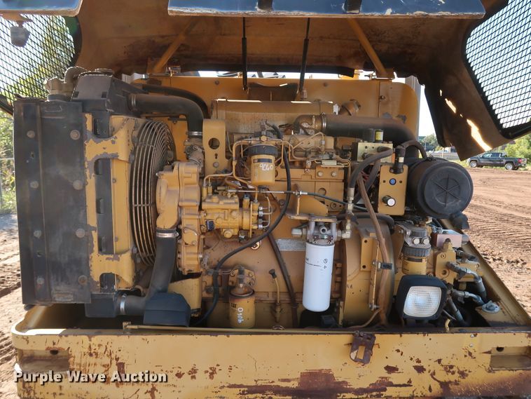 image for item DJ2429 1999 Caterpillar PS-150B  pneumatic roller