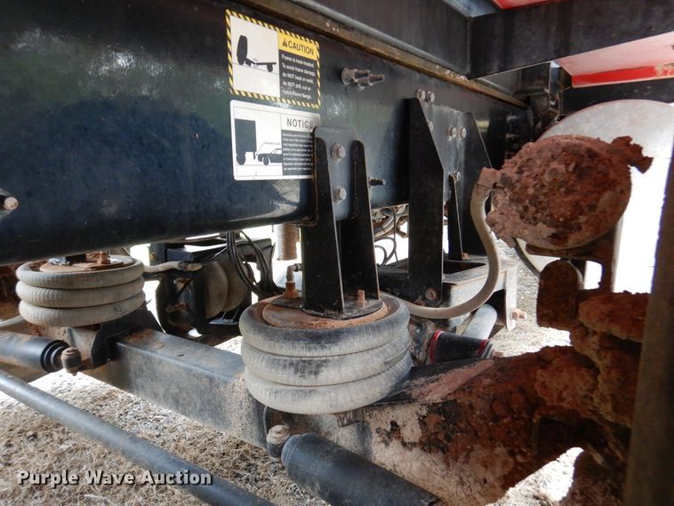 image for item DJ7421 2013 Mack Granite GU713  vacuum truck