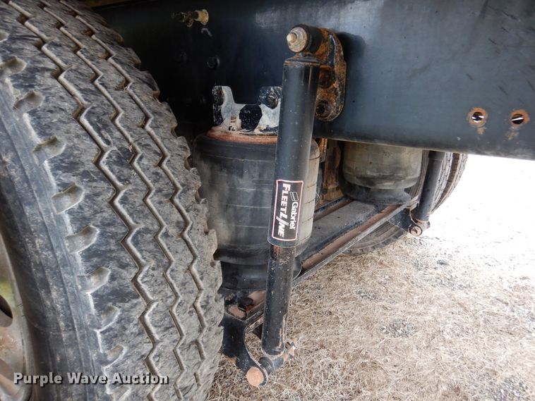 image for item DJ7421 2013 Mack Granite GU713  vacuum truck