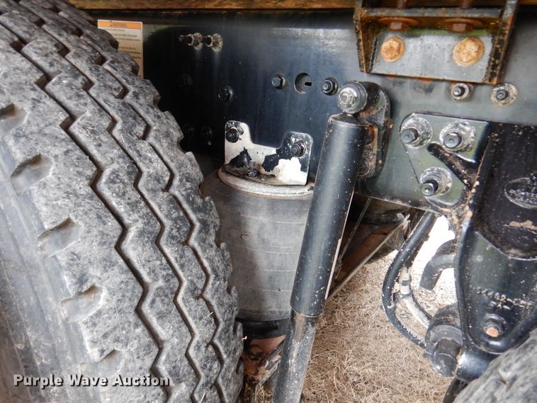 image for item DJ7421 2013 Mack Granite GU713  vacuum truck