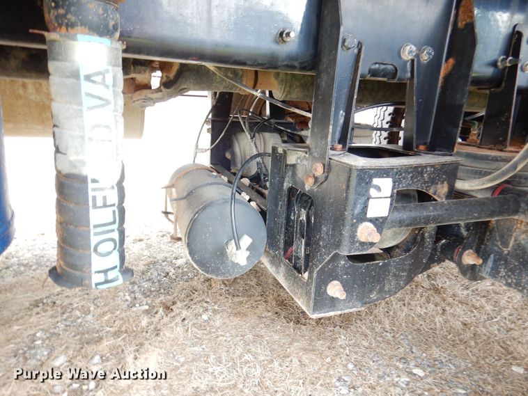 image for item DJ7421 2013 Mack Granite GU713  vacuum truck