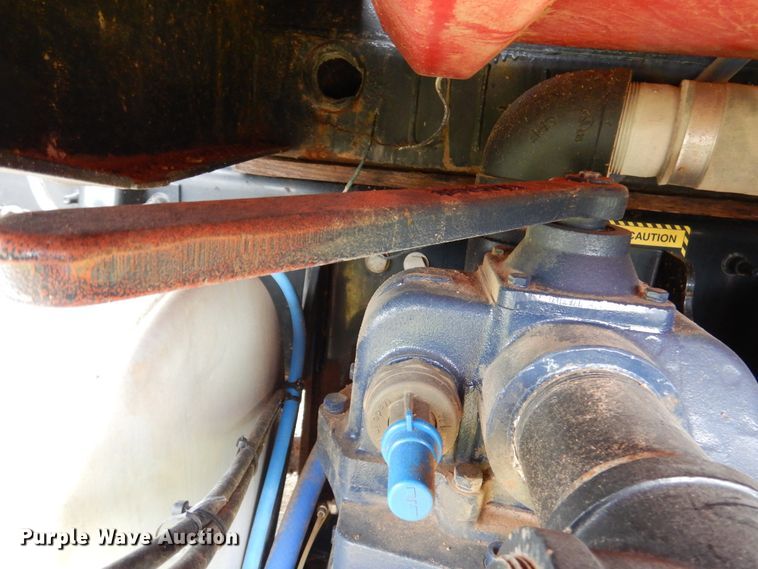 image for item DJ7421 2013 Mack Granite GU713  vacuum truck