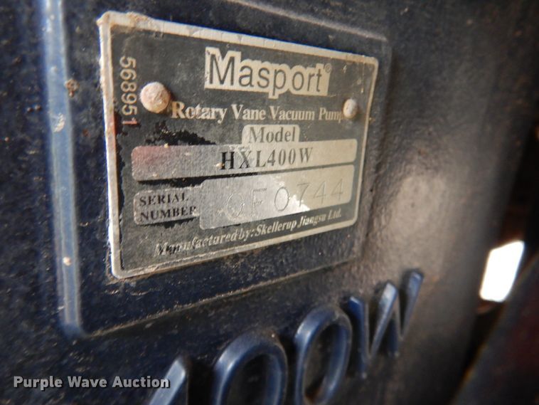 image for item DJ7421 2013 Mack Granite GU713  vacuum truck