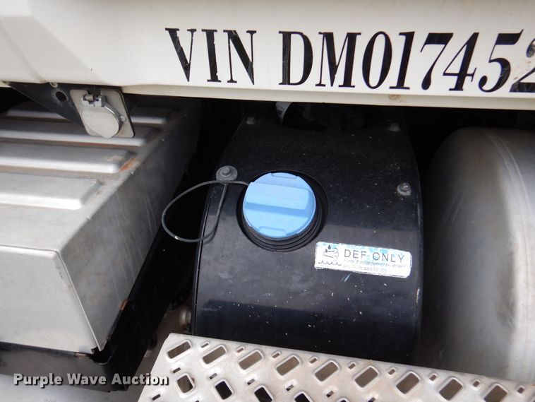 image for item DJ7421 2013 Mack Granite GU713  vacuum truck