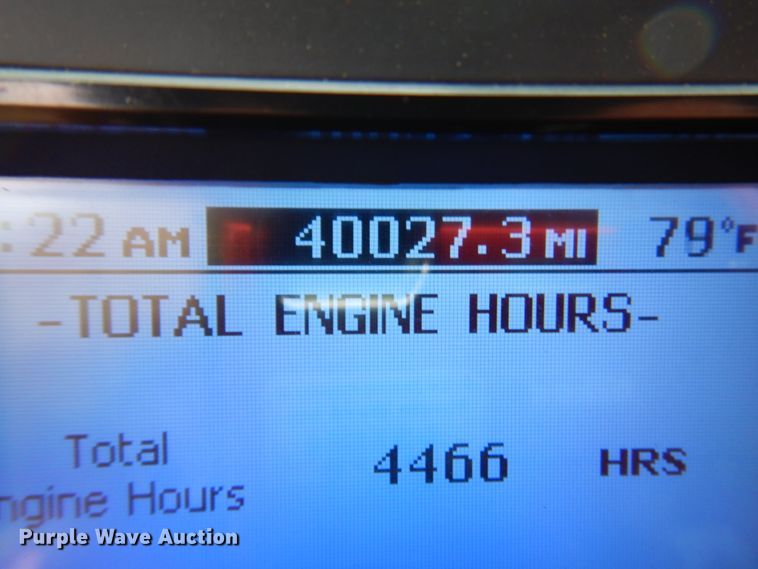 image for item DJ7421 2013 Mack Granite GU713  vacuum truck