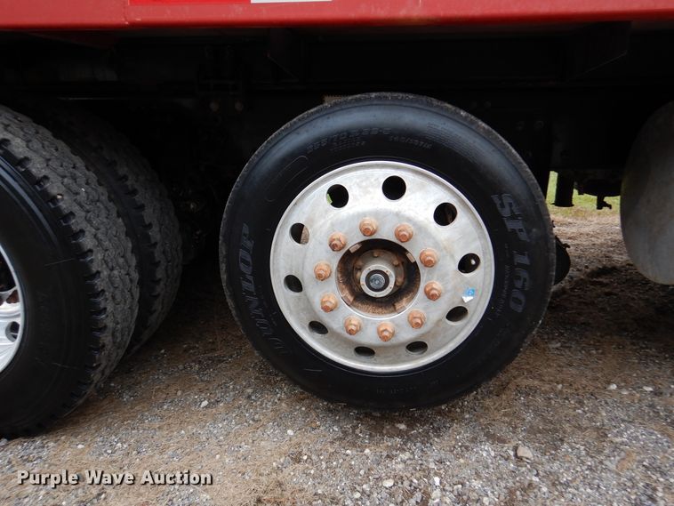 image for item DJ7421 2013 Mack Granite GU713  vacuum truck