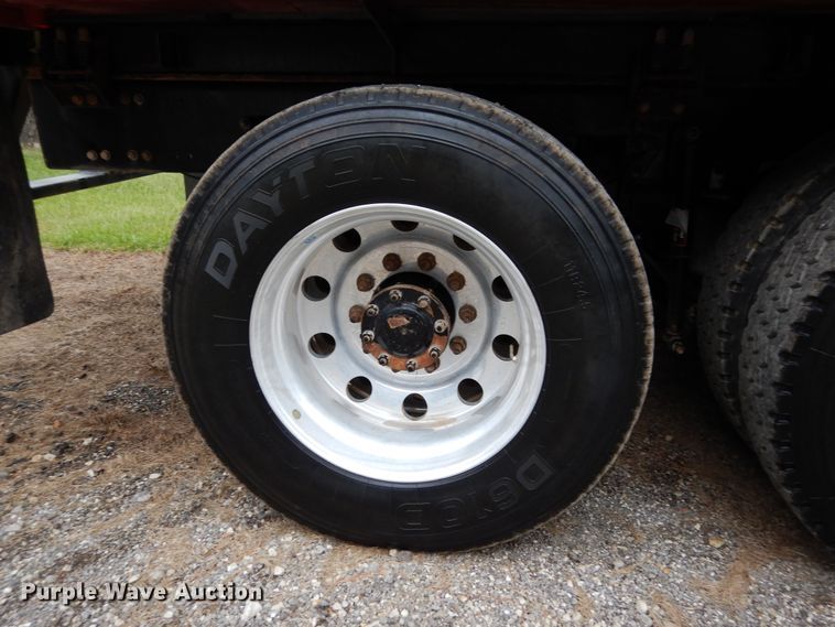 image for item DJ7421 2013 Mack Granite GU713  vacuum truck