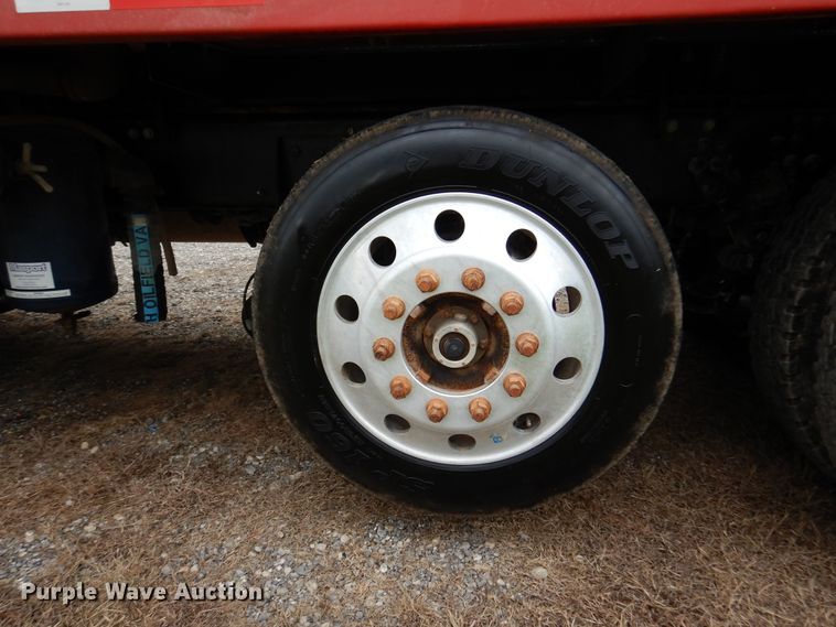 image for item DJ7421 2013 Mack Granite GU713  vacuum truck