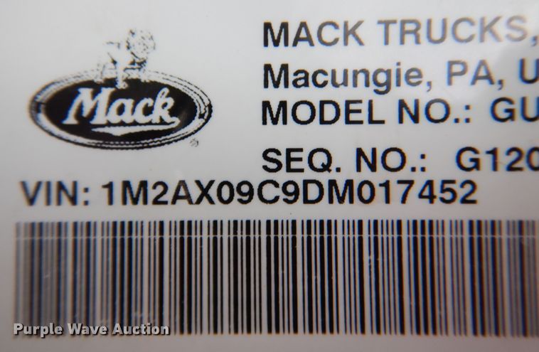 image for item DJ7421 2013 Mack Granite GU713  vacuum truck