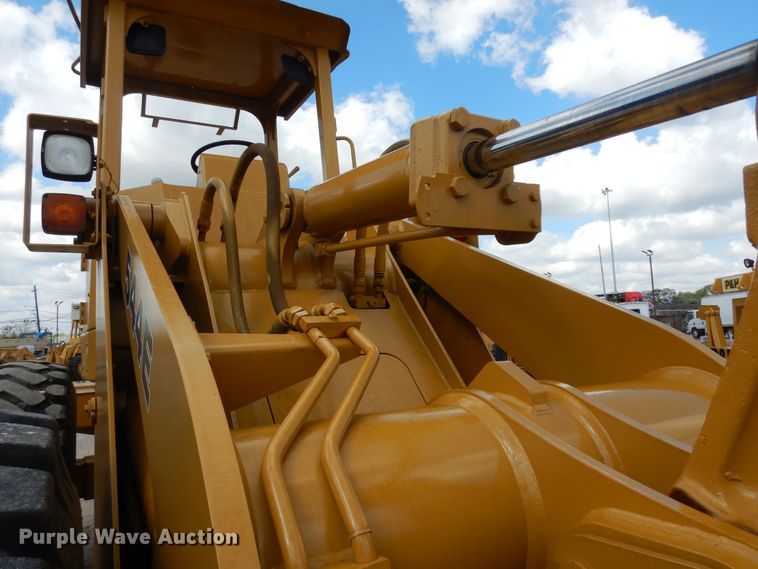 image for item DJ7441 1989 John Deere 544E  wheel loader