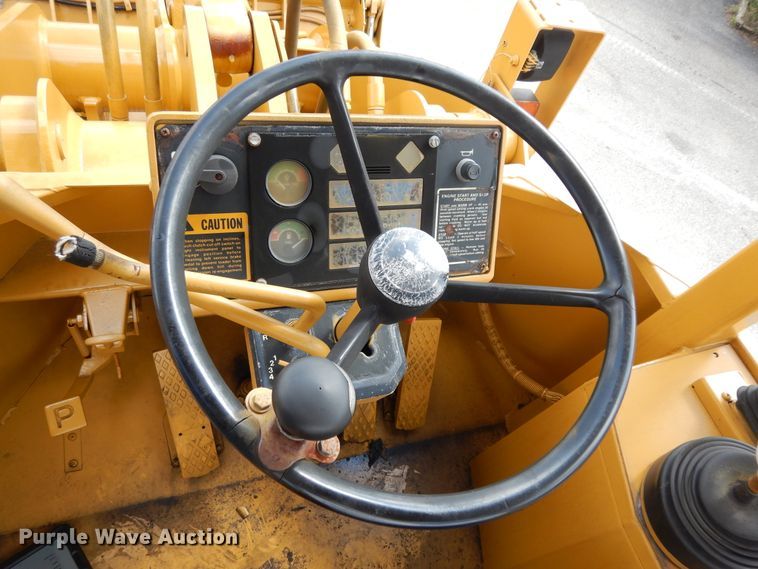 image for item DJ7441 1989 John Deere 544E  wheel loader