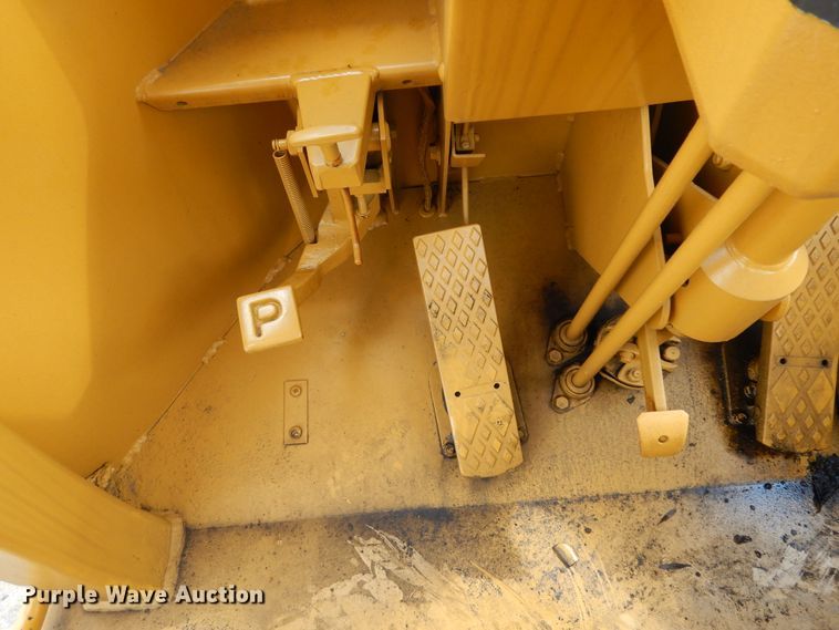 image for item DJ7441 1989 John Deere 544E  wheel loader