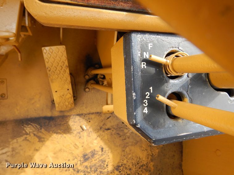 image for item DJ7441 1989 John Deere 544E  wheel loader