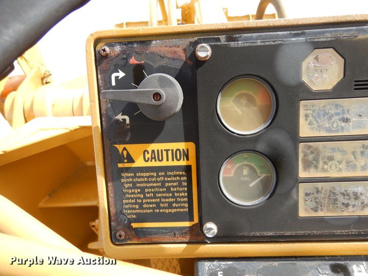 image for item DJ7441 1989 John Deere 544E  wheel loader