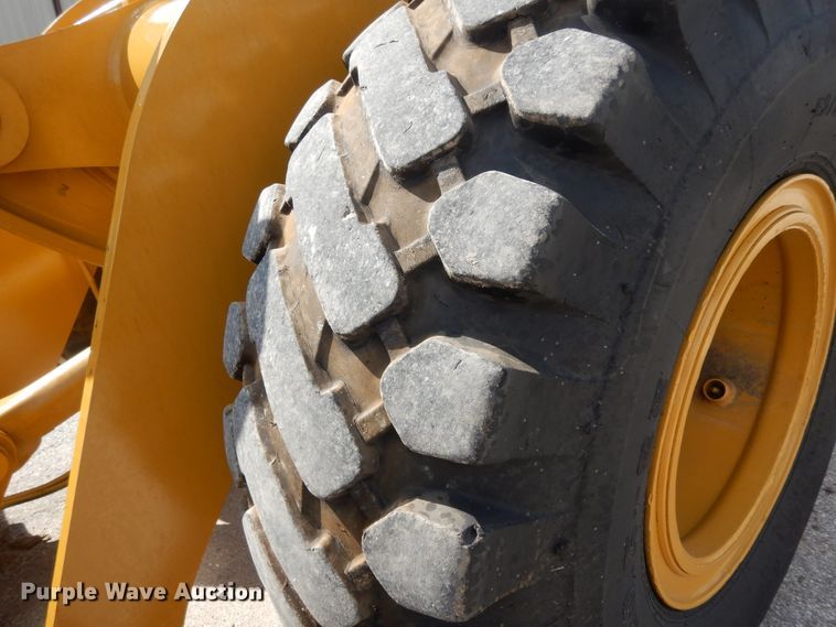 image for item DJ7441 1989 John Deere 544E  wheel loader