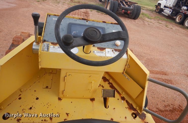 image for item DJ7519 Sakai SV400T  single drum vibratory roller