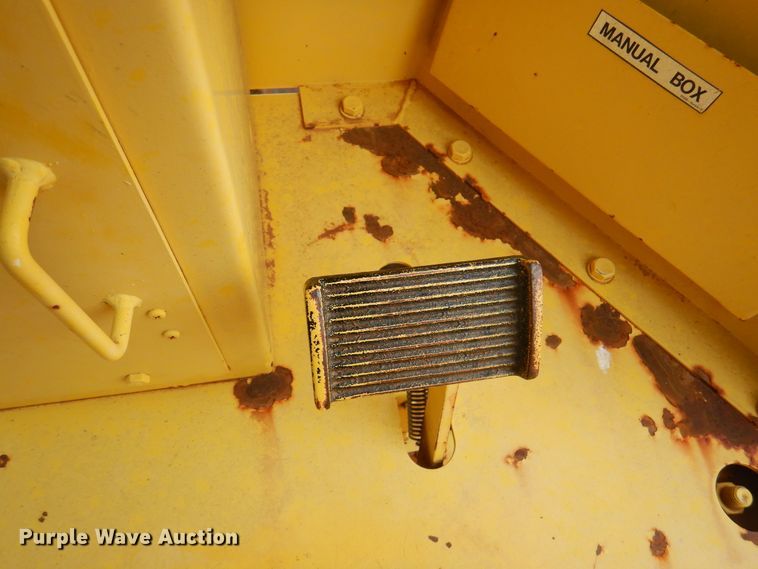 image for item DJ7519 Sakai SV400T  single drum vibratory roller