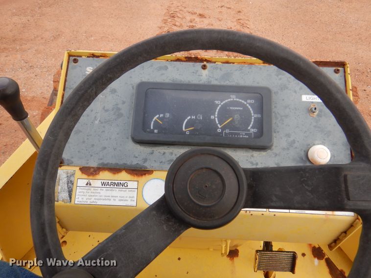 image for item DJ7519 Sakai SV400T  single drum vibratory roller