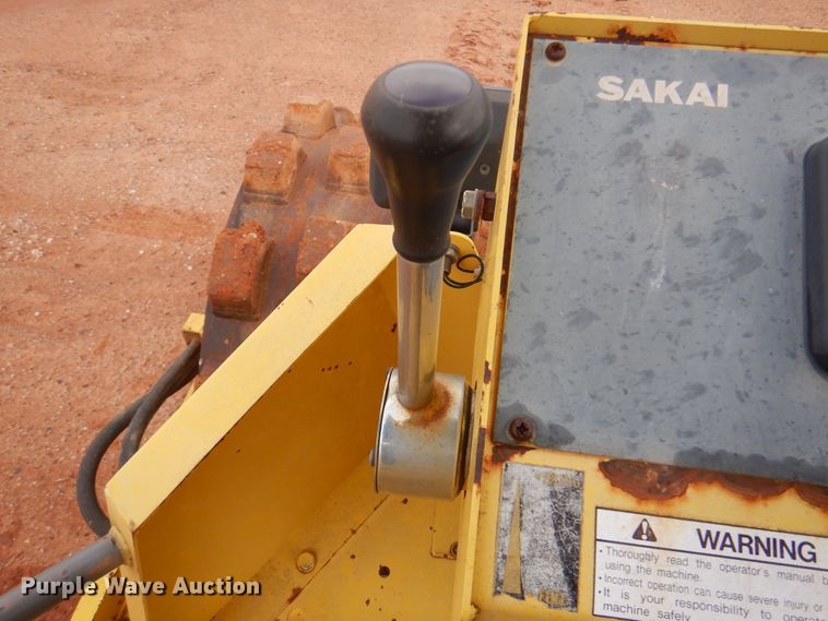 image for item DJ7519 Sakai SV400T  single drum vibratory roller