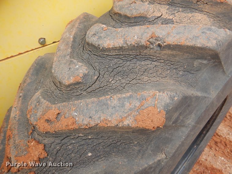 image for item DJ7519 Sakai SV400T  single drum vibratory roller