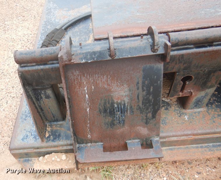 image for item DJ7520 6' W skid steer rotary mower