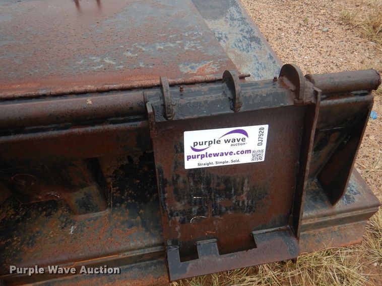image for item DJ7520 6' W skid steer rotary mower