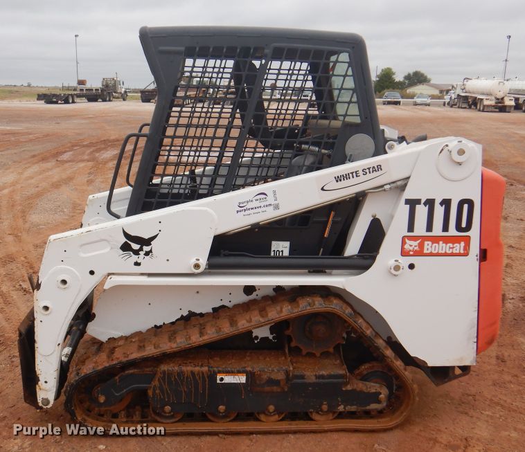 image for item DJ7532 2011 Bobcat T110  tracked skid steer loader