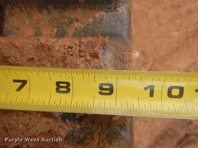 image for item DJ7532 2011 Bobcat T110  tracked skid steer loader