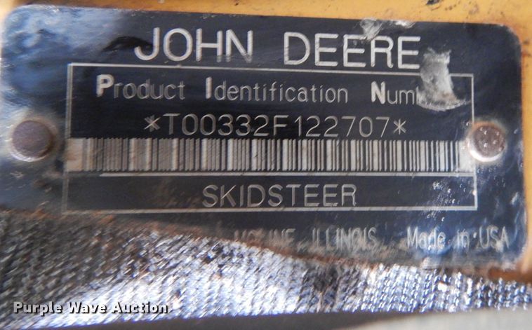 image for item DJ7535 2006 John Deere 332  skid steer loader