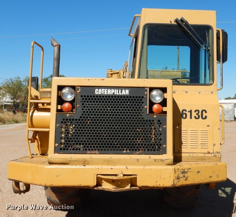 image for item DJ8880 1992 Caterpillar 613C  elevating scraper