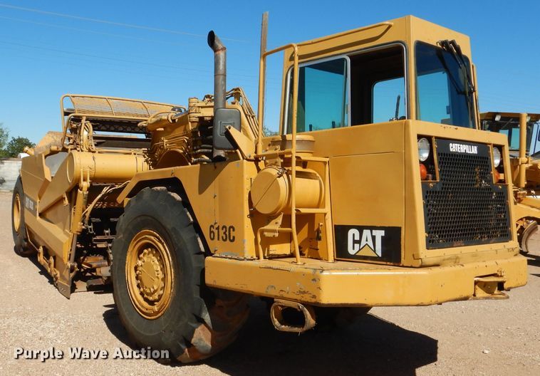 image for item DJ8880 1992 Caterpillar 613C  elevating scraper