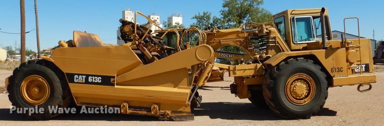 image for item DJ8880 1992 Caterpillar 613C  elevating scraper