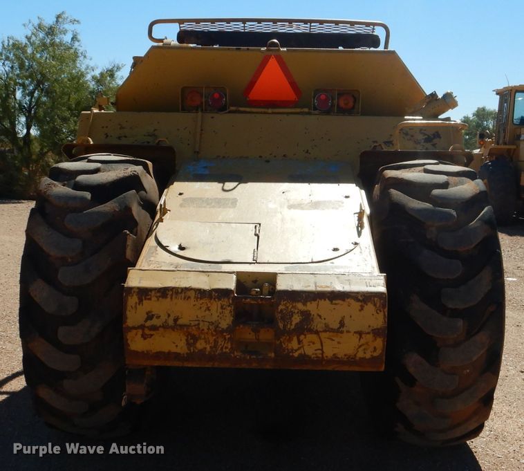 image for item DJ8880 1992 Caterpillar 613C  elevating scraper