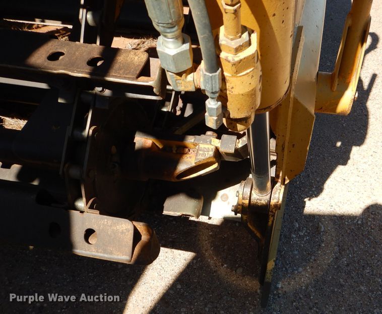 image for item DJ8880 1992 Caterpillar 613C  elevating scraper