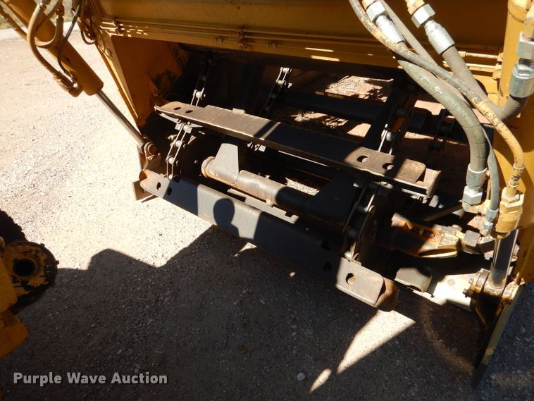 image for item DJ8880 1992 Caterpillar 613C  elevating scraper