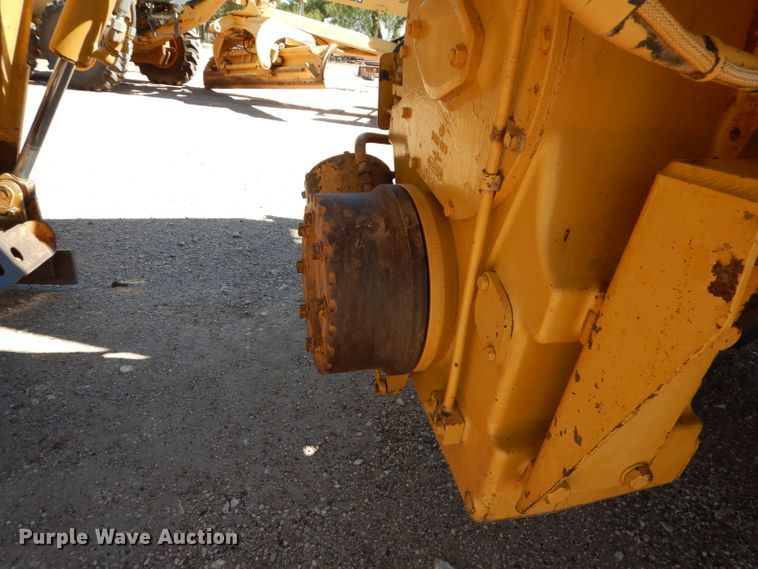 image for item DJ8880 1992 Caterpillar 613C  elevating scraper