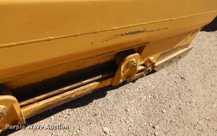 image for item DJ8880 1992 Caterpillar 613C  elevating scraper