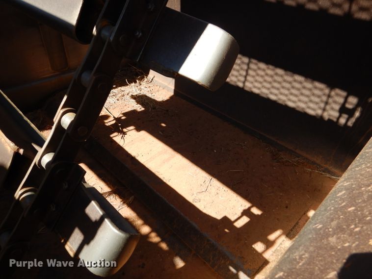 image for item DJ8880 1992 Caterpillar 613C  elevating scraper