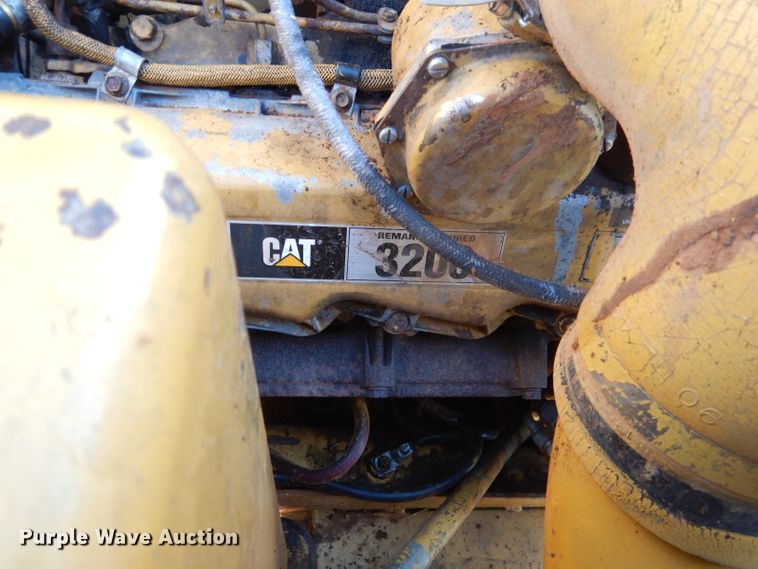 image for item DJ8880 1992 Caterpillar 613C  elevating scraper