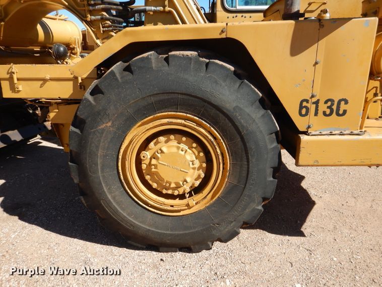 image for item DJ8880 1992 Caterpillar 613C  elevating scraper