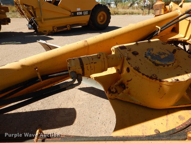 image for item DJ8881 2003 John Deere 770CH  motor grader