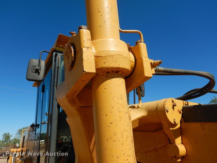 image for item DJ8881 2003 John Deere 770CH  motor grader